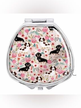 Dachshund Pill Box 🐾 Doxie Wiener
